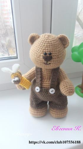 Вязаный медведь