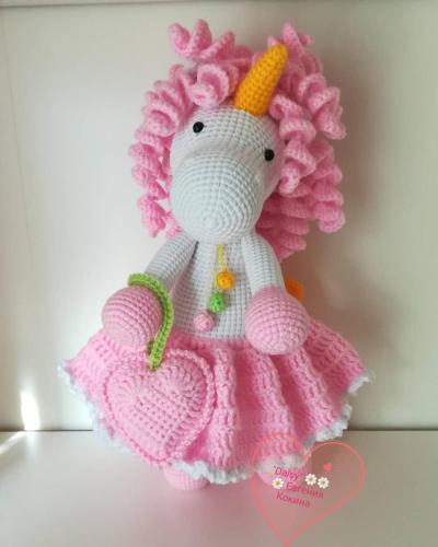 Вязаная единорожка "Конфетка"